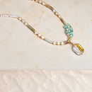 Collar Dorado moderno Perlas