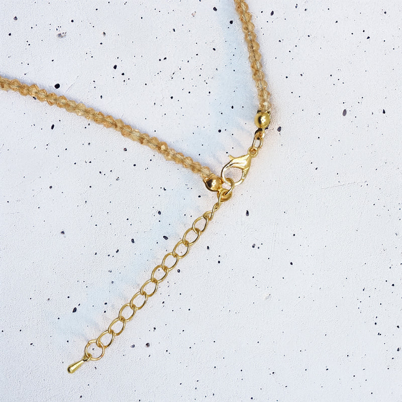 Collar de Perlas y Cristales