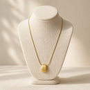Collar Rectangular Dorado