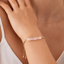 Pulsera Dorada y Cuarzo Rosa