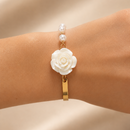 Pulsera de Perlas y Rosa Blanca