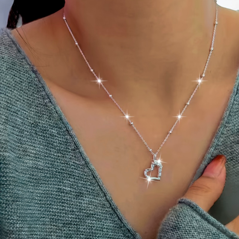 Collar de Corazón Plateado